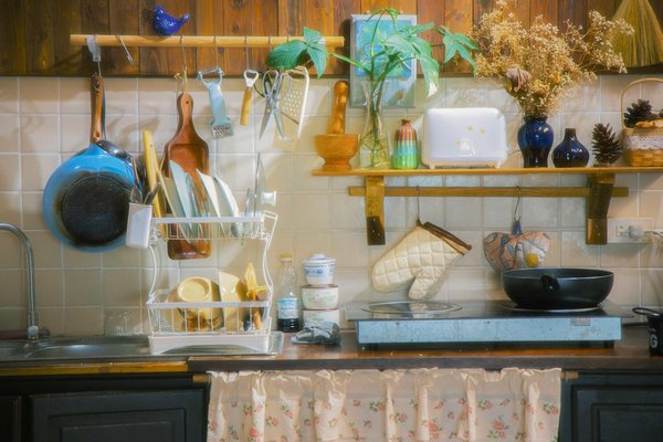 Essential Considerations for Choosing the Perfect Large Refrigerator for Big Families